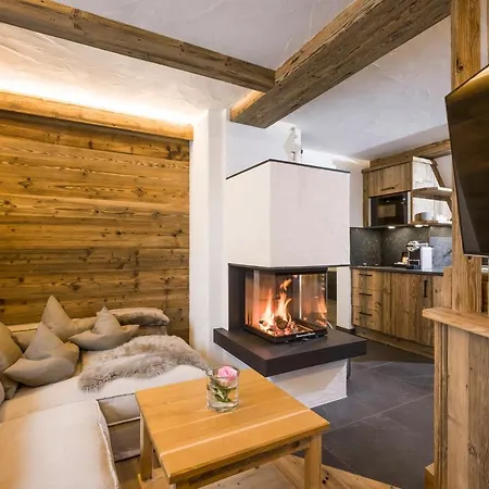 Leitenhof 4 Sterne Superior Otel